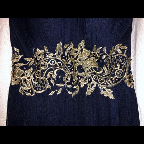 Prom Dress - Picture 2 of 4